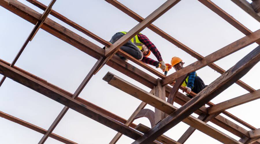 Professional gutter cleaning services in Pennville, IN